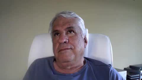 Snapshot of grisa01 chatting on 28, 10, 2025 grisa01 online show from 28, 10, 2025