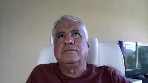 Snapshot of grisa01 chatting on 28, 4, 2026 grisa01 online show from 28, 4, 2026