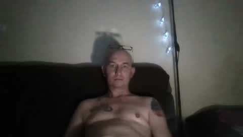 Snapshot of grzegorz40 chatting on 31, 10, 2025 grzegorz40 online show from 31, 10, 2025