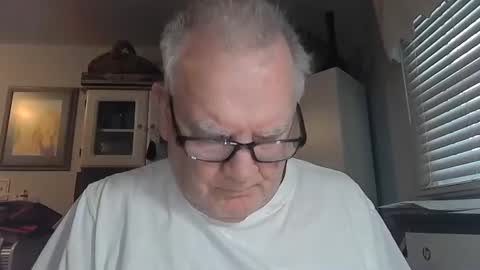 Horny Daddy online show from 8, 1, 2026