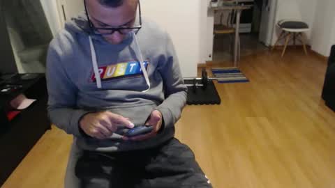 guachin_new online show from 11, 4, 2026