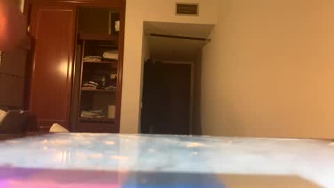 guardiannif_ online show from 26, 1, 2025