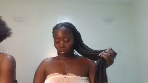 Snapshot of gud_lunah1 chatting on 25, 6, 2026 gud_lunah1 online show from 25, 6, 2026