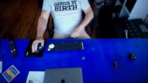 guesswhatigot2 online show from 28, 2, 2026