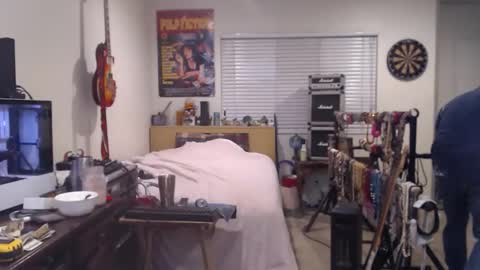 Mario online show from 2, 11, 2025