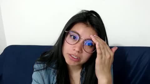 Vane blonde and Hazell black hair online show from 8, 9, 2025