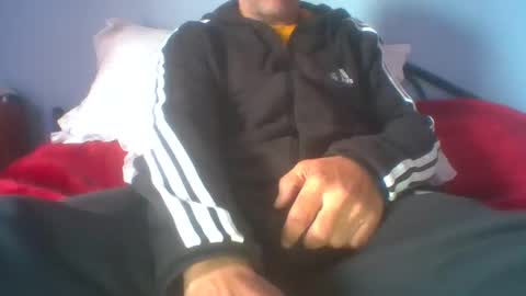 Snapshot of gunishment chatting on 4, 1, 2025 gunishment online show from 4, 1, 2025