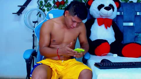 Snapshot of gurxxxt chatting on 19, 10, 2025 Hakim online show from 19, 10, 2025