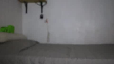 Snapshot of guss6969868792 chatting on 24, 5, 2026 guss6969868792 online show from 24, 5, 2026