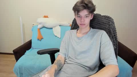 guy_liam1 online show from 21, 10, 2025