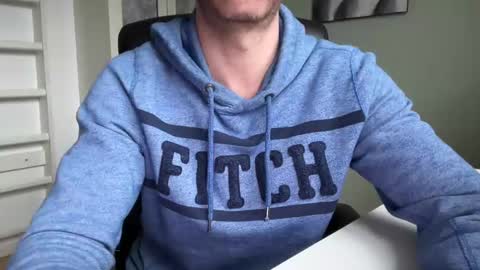 Snapshot of guyfromfinland1981 chatting on 12, 3, 2025 NaughtyFitHusband online show from 12, 3, 2025