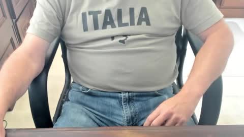 Guy online show from 7, 11, 2025