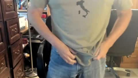 Guy online show from 19, 4, 2026