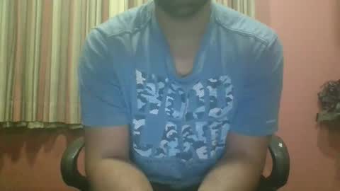 Snapshot of guywith85mm chatting on 29, 12, 2024 guywith85mm online show from 29, 12, 2024