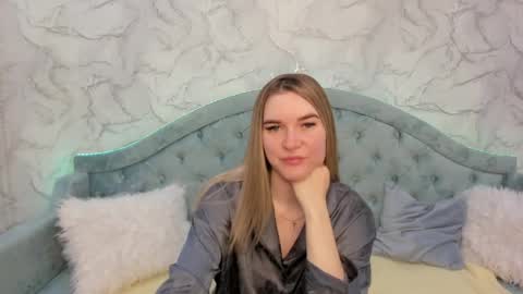 Snapshot of gwensmitt chatting on 27, 5, 2026 gwensmitt online show from 27, 5, 2026