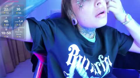 gyal_8_ online show from 8, 1, 2026