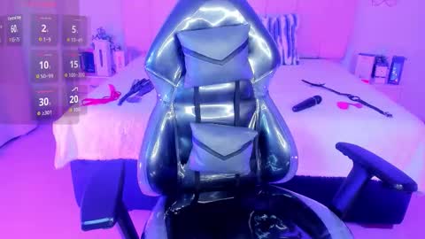 gyal_8_ online show from 21, 3, 2026