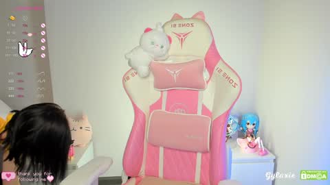 Snapshot of gylaxie chatting on 6, 12, 2024 online show from 6, 12, 2024