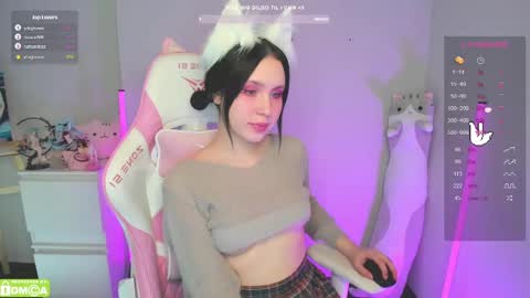 Snapshot of gylaxie chatting on 16, 2, 2025 online show from 16, 2, 2025