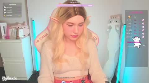 Snapshot of gylaxie chatting on 1, 3, 2025 online show from 1, 3, 2025