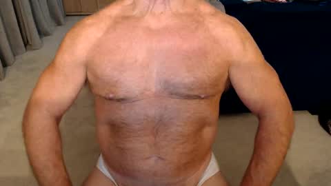 Snapshot of gymguyuk28 chatting on 17, 12, 2024 Gymguy online show from 17, 12, 2024