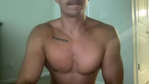 Snapshot of gymjunkiefit chatting on 7, 7, 2026 gymjunkiefit online show from 7, 7, 2026