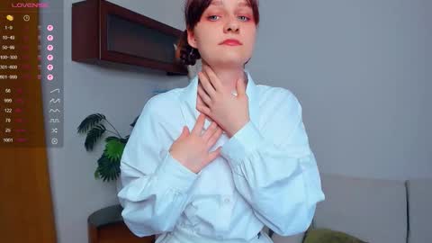 Kelly  Lilly online show from 21, 9, 2025