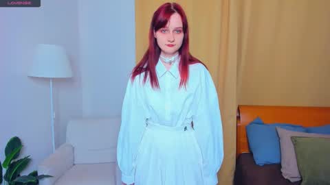 Kelly  Lilly online show from 24, 10, 2025