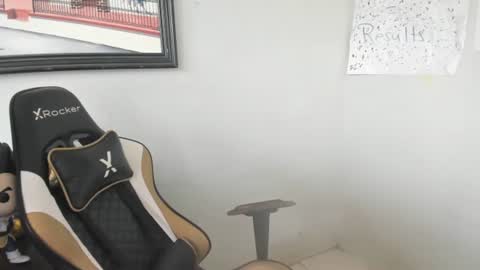 Snapshot of h0lysin chatting on 20, 2, 2025 Alejandro 3 online show from 20, 2, 2025