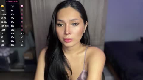 Camila online show from 12, 11, 2025