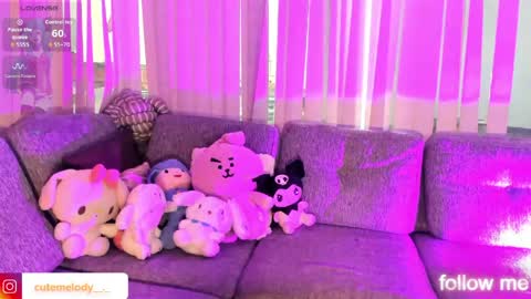 Snapshot of h3llokitty_ chatting on 27, 5, 2026 Hello Kitty online show from 27, 5, 2026