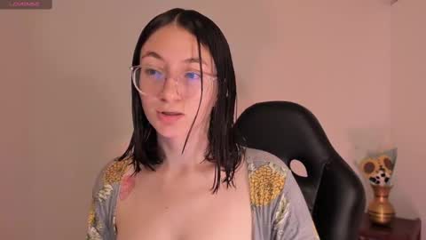 Snapshot of haanna_thompsoon chatting on 17, 1, 2025 haanna_thompsoon online show from 17, 1, 2025