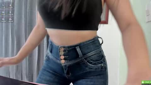 Hae-In online show from 9, 9, 2025