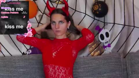 HaileyPeach online show from 31, 10, 2025