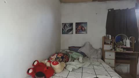 hailey_sweetcum77 online show from 24, 3, 2026