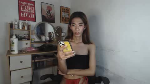 hailey_sweetcum77 online show from 22, 5, 2026