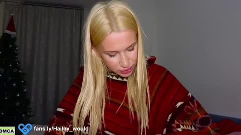 Snapshot of hailey_would chatting on 1, 2, 2025 hailey_would online show from 1, 2, 2025
