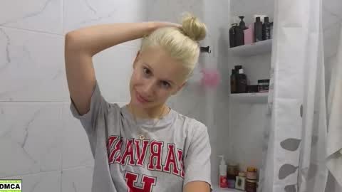 Snapshot of hailey_would chatting on 30, 9, 2025 hailey_would online show from 30, 9, 2025