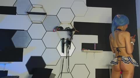 haileycat_ online show from 26, 1, 2025