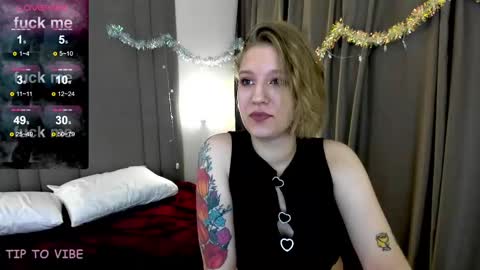 Snapshot of haileyfoxy chatting on 31, 12, 2024 Hailey online show from 31, 12, 2024