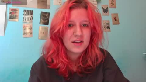 Snapshot of haileyfoxy chatting on 12, 7, 2026 Hailey online show from 12, 7, 2026