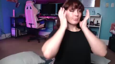 Snapshot of haileyharper chatting on 14, 10, 2025 Hailey Harper online show from 14, 10, 2025