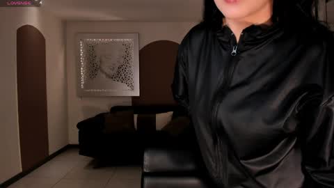 Hailey online show from 28, 3, 2026