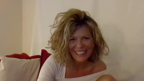 Hailey online show from 17, 1, 2025