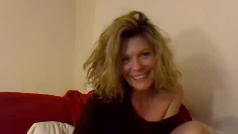 Hailey online show from 16, 2, 2025