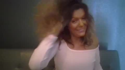 Hailey online show from 5, 11, 2025