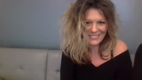 Hailey online show from 12, 11, 2025