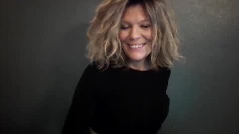 Hailey online show from 19, 5, 2026