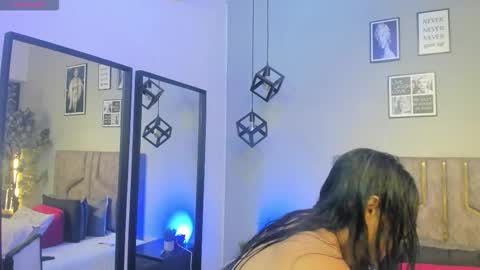 haileystonei online show from 13, 2, 2026