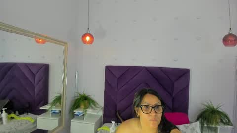 Snapshot of haileystonei chatting on 18, 7, 2026 haileystonei online show from 18, 7, 2026
